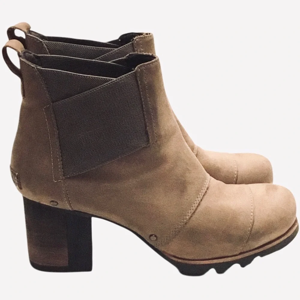 SOREL ADDINGTON Waterproof Ankle Boot Taupe Leather Chelsea Pull on Size 8.5